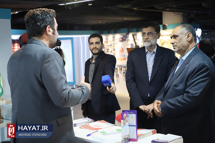 سومین روز از نمایشگاه دستاورد های بنیاد شهید و امور ایثارگران