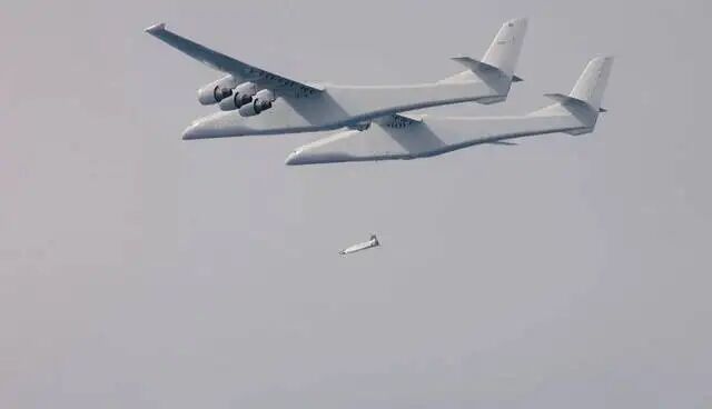 اولین پرواز مافوق صوت «استراتولانچ» انجام شد اولین پرواز مافوق صوت «استراتولانچ» انجام شد