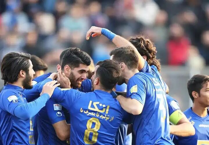 برتری استقلال مقابل آلومینیوم در ۴۵ دقیقه اول برتری استقلال مقابل آلومینیوم در ۴۵ دقیقه اول