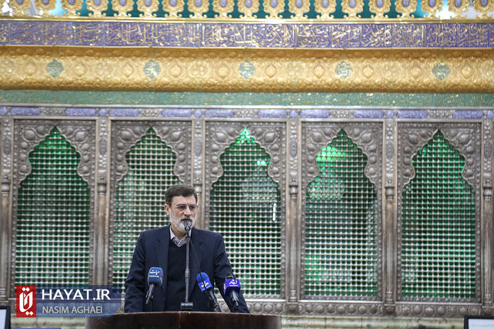 امروز خانواده شهدا شفیع ما برابر امام راحل هستند/ انقلاب امام خمینی (ره) هنوز در مسیر شدن است امروز خانواده شهدا شفیع ما برابر امام راحل هستند/ انقلاب امام خمینی (ره) هنوز در مسیر شدن است