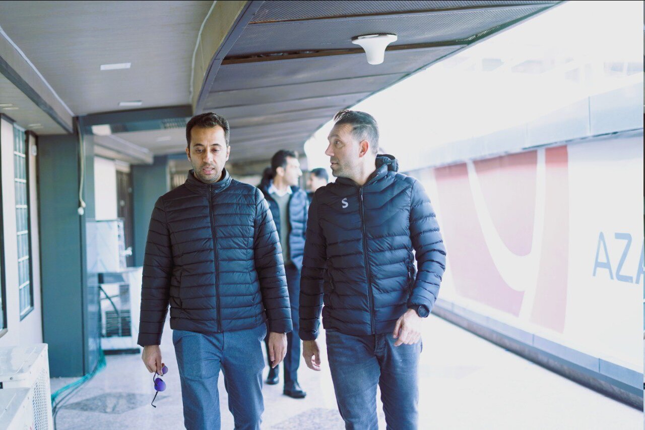 بازدید تیم داوری دربی از اتاق VAR ورزشگاه آزادی + عکس