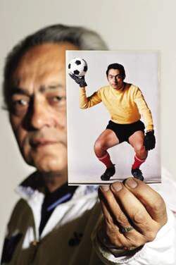 دروازهبان پیشین تیم ملی در بیمارستان بستری شد دروازهبان پیشین تیم ملی در بیمارستان بستری شد