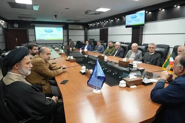 بازدید ۲ عضو کمیسیون اصل نود از سازمان پژوهشهای علمی و صنعتی ایران بازدید ۲ عضو کمیسیون اصل نود از سازمان پژوهشهای علمی و صنعتی ایران