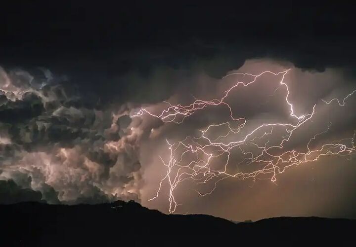 پیشبینی رگبار و رعد و برق در زنجان پیشبینی رگبار و رعد و برق در زنجان