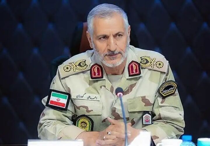 همکاری و همدلی مرزبانان و مرزنشینان زمینهساز امنیت کشور است همکاری و همدلی مرزبانان و مرزنشینان زمینهساز امنیت کشور است