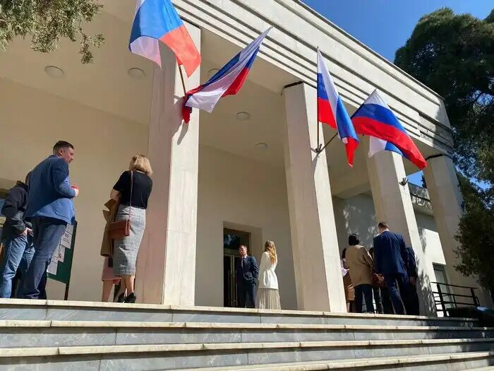 آغاز  رأیگیری انتخابات ریاستجمهوری روسیه در ایران آغاز  رأیگیری انتخابات ریاستجمهوری روسیه در ایران