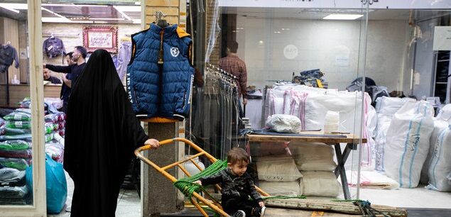 آغاز مرمت و ساماندهی میدان سید اسماعیل در بازار آغاز مرمت و ساماندهی میدان سید اسماعیل در بازار