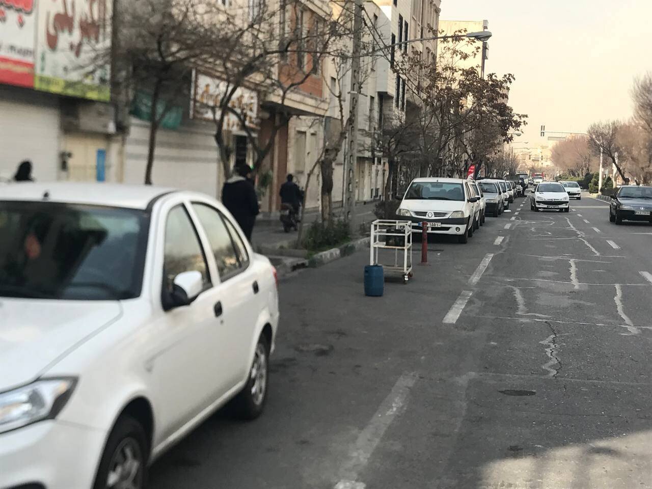 اشغال فضای پارک خودرو خلاف قانون است