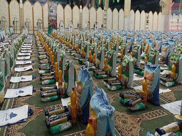 آغاز توزیع هزار بسته معیشتی بین سیلزدگان جنوب سیستان و بلوچستان آغاز توزیع هزار بسته معیشتی بین سیلزدگان جنوب سیستان و بلوچستان