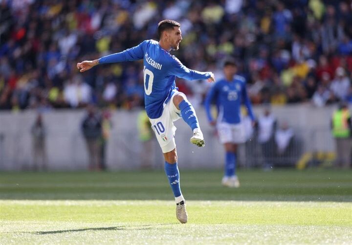 یک برد دیگر برای آتزوری یک برد دیگر برای آتزوری