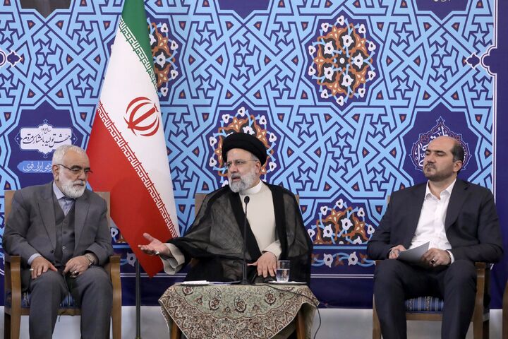 خیرین شریکی راهبردی برای دولت هستند/ تاکید بر تسهیل مسیر انجام کارهای خیر از سوی همه دستگاههای اجرایی خیرین شریکی راهبردی برای دولت هستند/ تاکید بر تسهیل مسیر انجام کارهای خیر از سوی همه دستگاههای اجرایی