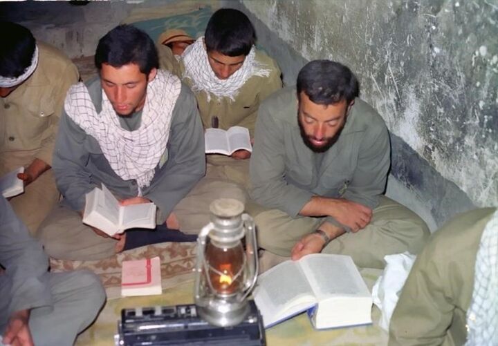 ماه مبارک رمضان و شبهای قدر در جبهه ماه مبارک رمضان و شبهای قدر در جبهه