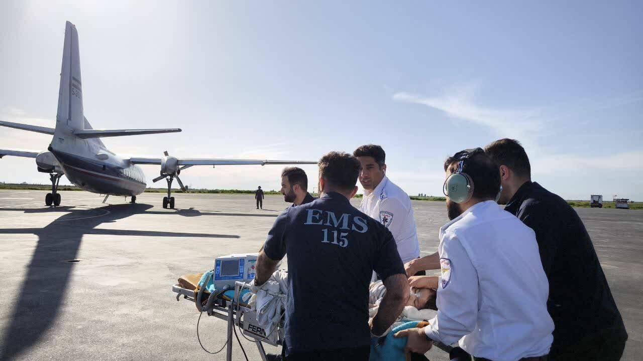 اورژانس هوایی استان تهران، جان کودک ۶ ماهه را نجات داد + تصاویر