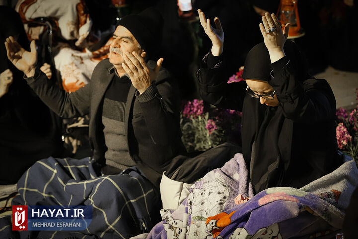 لیالی قدر بیست و یکم ماه رمضان در گلزار شهدا