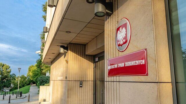 لهستان هم سفیر رژیم صهیونیستی را احضار کرد لهستان هم سفیر رژیم صهیونیستی را احضار کرد