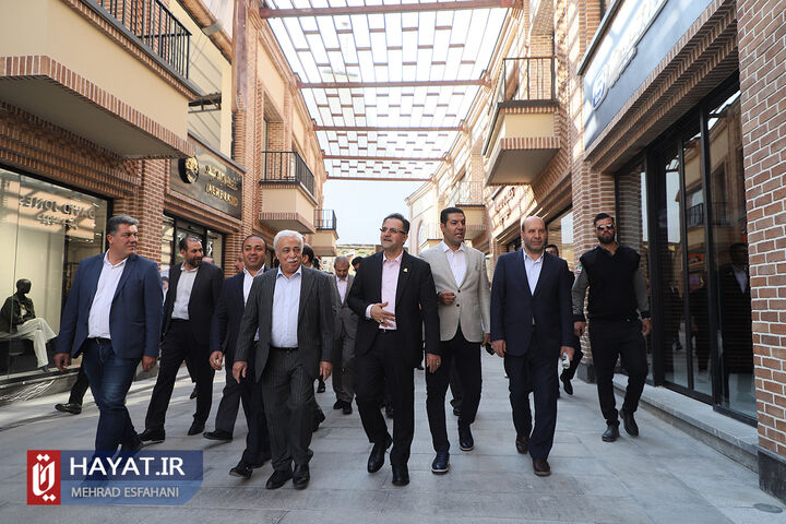 افتتاح مجتمع تجاری و فرهنگی رواق