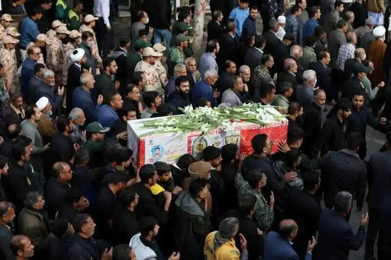 مراسم تشییع پیکر ۴ شهید در اصفهان آغاز شد