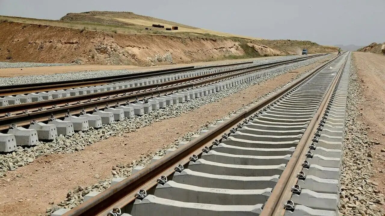 رئیس جمهور «راه‌آهن رشت ـ کاسپین» را افتتاح می‌کند