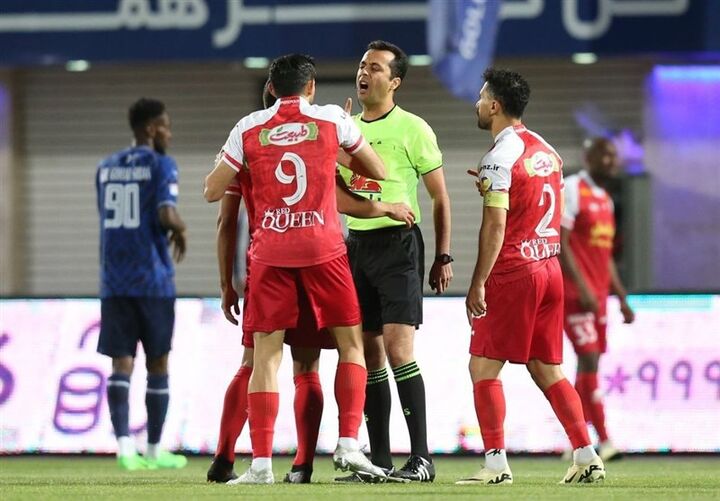 پرسپولیس از بنیادیفر شکایت کرد پرسپولیس از بنیادیفر شکایت کرد