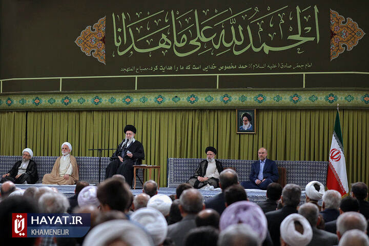 دیدار مسئولان نظام و سفرای کشورهای اسلامی رهبر انقلاب