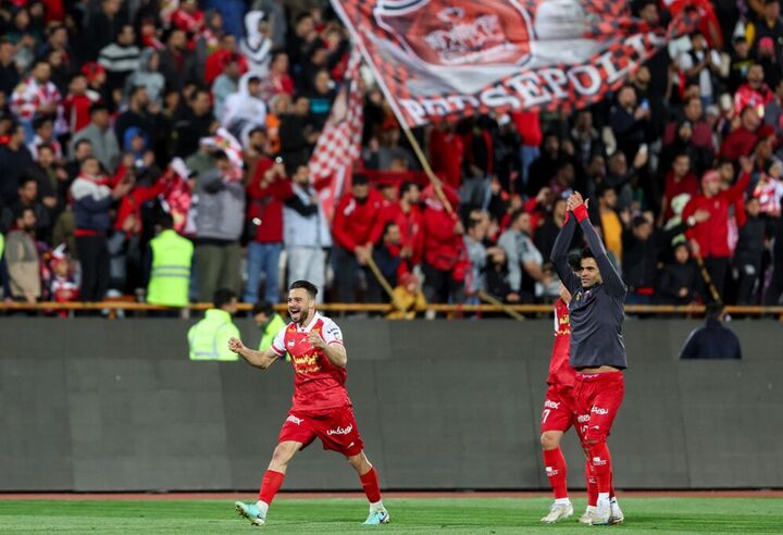 اعتراض باشگاه استقلال به گل آفساید پرسپولیس و پنالتی سوخته ملوان/ تنها خواهان عدالت هستیم اعتراض باشگاه استقلال به گل آفساید پرسپولیس و پنالتی سوخته ملوان/ تنها خواهان عدالت هستیم