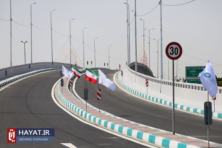 آیین افتتاح پروژه «دسترسی جنوبی به حرم حضرت عبدالعظیم (ع) از بزرگراه شهید آوینی» و «رونمایی از ناوگان ماشین آلات سنگین»