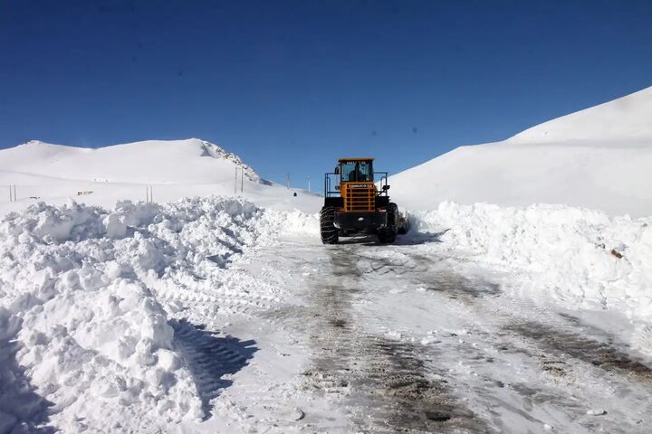 جاده موگویی چهارمحال و بختیاری بازگشایی شد جاده موگویی چهارمحال و بختیاری بازگشایی شد