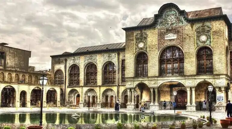 نمایشگاه هنرهای تجسمی بناهای تاریخی ایران در عمارت مسعودیه برگزار می‌شود