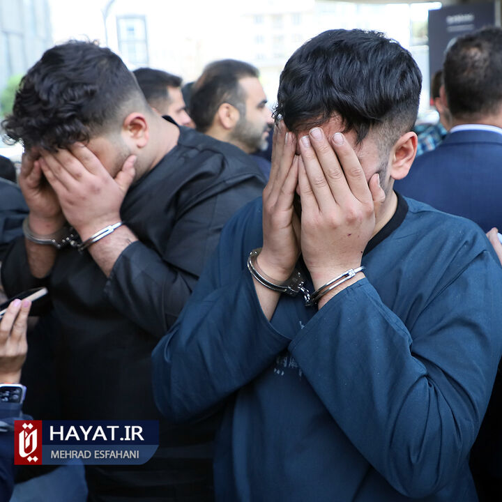 بازسازی صحنه زورگیری در بزرگراه صدر