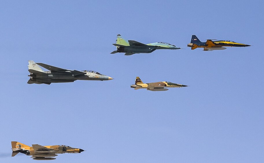 ای ظفر مردان میهن! رزمتان پاینده باد