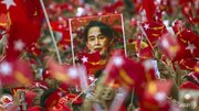 رهبر اپوزیسیون میانمار از زندان به بازداشت خانگی منتقل شد