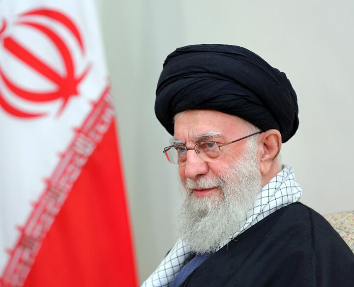 پیام تبریک رهبر انقلاب به قهرمانان کشتی آزاد و فرنگی  پیام تبریک رهبر انقلاب به قهرمانان کشتی آزاد و فرنگی