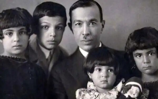 «بهار»؛ شاعری که شعرش نبض حیات یک ملت بود