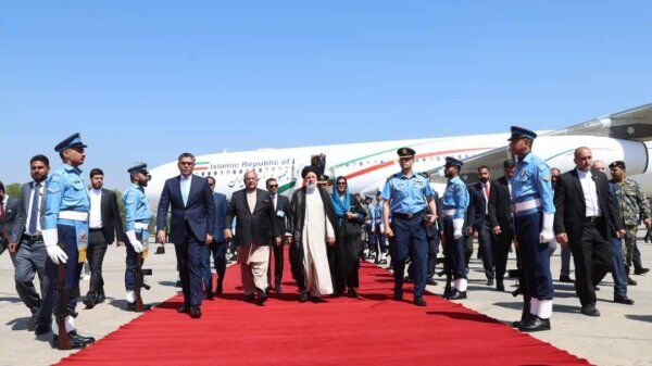 رئیس جمهور وارد پاکستان شد رئیس جمهور وارد پاکستان شد