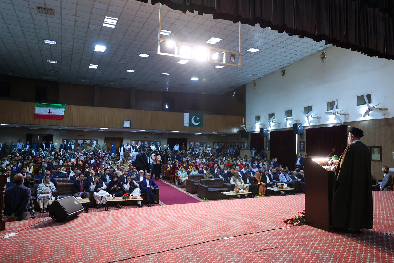 فکر و اندیشه ملتهای ایران و پاکستان توانایی ارائه حرفهای نو در حوزه فنی و علمی را دارد