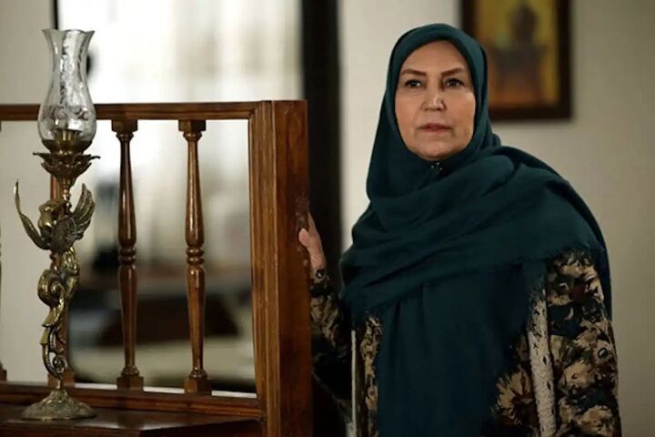 از همکارانم که فقط فقر و ضعف ایران را نمایش میدهند گله دارم  از همکارانم که فقط فقر و ضعف ایران را نمایش میدهند گله دارم