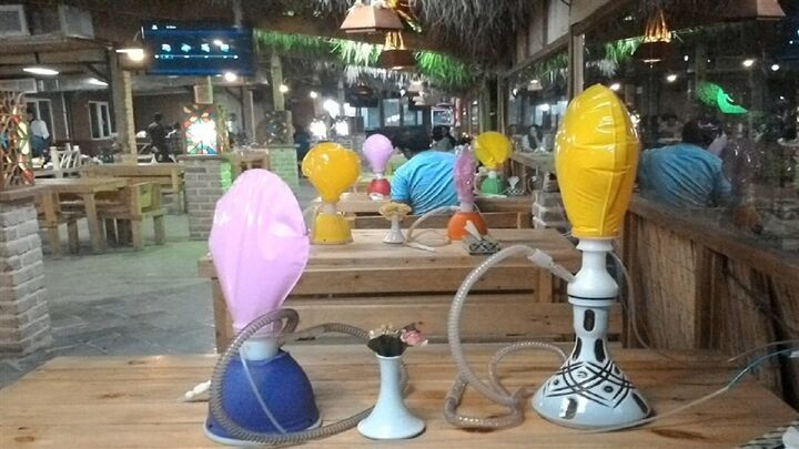 یک پُک قلیان برابر با ۲۰۰ نخ سیگار! یک پُک قلیان برابر با ۲۰۰ نخ سیگار!