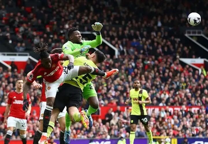 اونانا منچستریونایتد را از سهمیه اروپا دورتر کرد اونانا منچستریونایتد را از سهمیه اروپا دورتر کرد