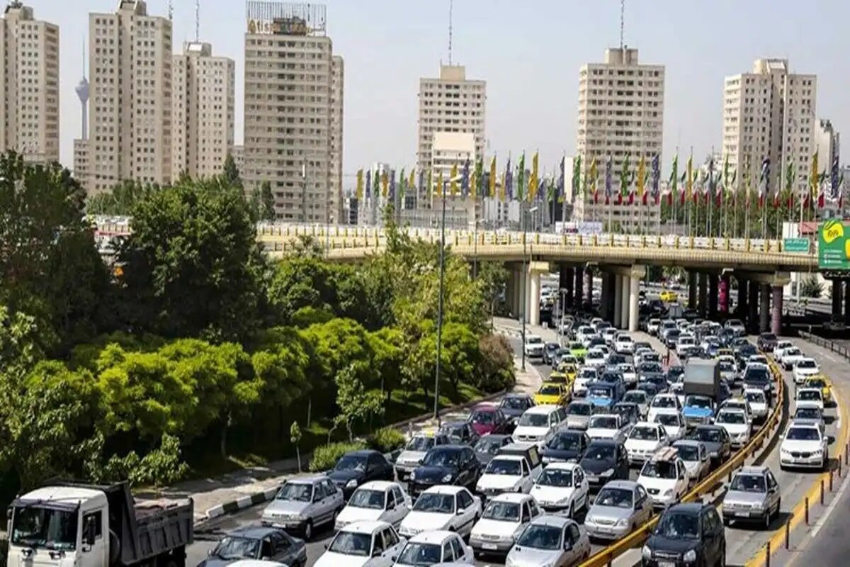 افزایش ترافیک در معابر بزرگراهی تهران