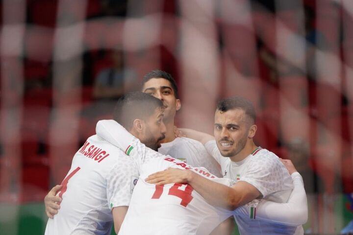 عبور سخت آلبیسلسته از سد افغانستان/ اسپانیا و آرژانتین صعودشان را قطعی کردند عبور سخت آلبیسلسته از سد افغانستان/ اسپانیا و آرژانتین صعودشان را قطعی کردند