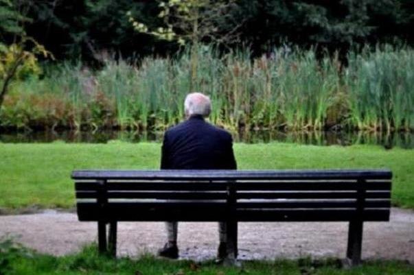 تنهایی موجب کاهش طول عمر بازماندگان از سرطان می‌شود