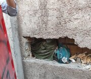 زن بمی بعد از ۴ روز گرفتاری بین دیوار، نجات یافت