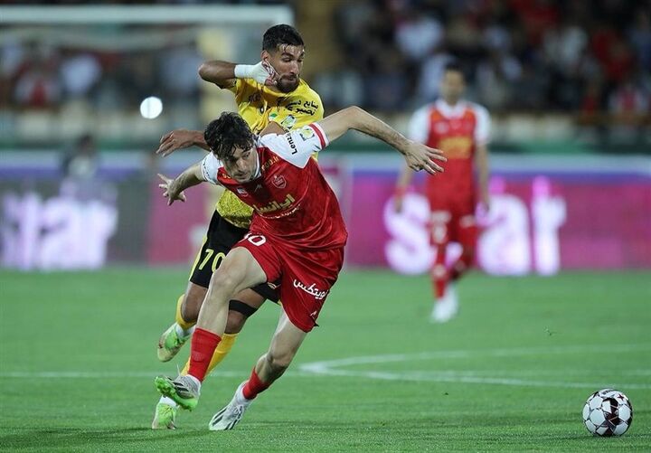 نبرد بی حاصل پرسپولیس و سپاهان/ صدر برای سرخها بسته است نبرد بی حاصل پرسپولیس و سپاهان/ صدر برای سرخها بسته است