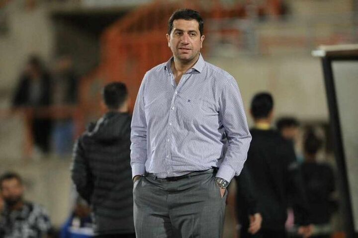 واکنش سرپرست استقلال به شایعه استعفایش واکنش سرپرست استقلال به شایعه استعفایش