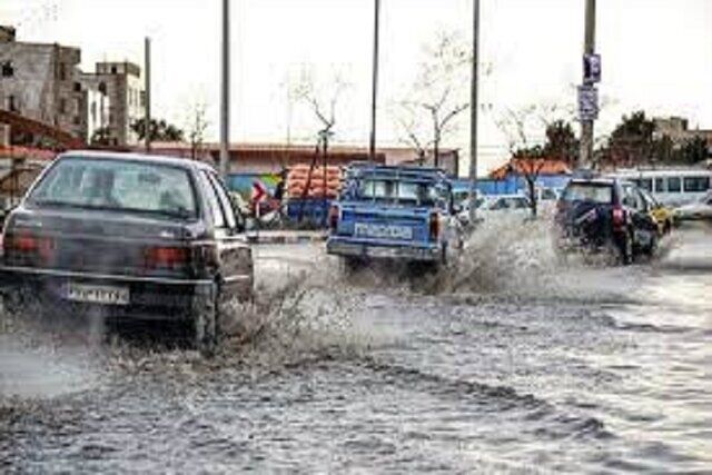 اتوبان شهید خرازی بازگشایی شد/ بزرگراه اردستانی همچنان مسدود است