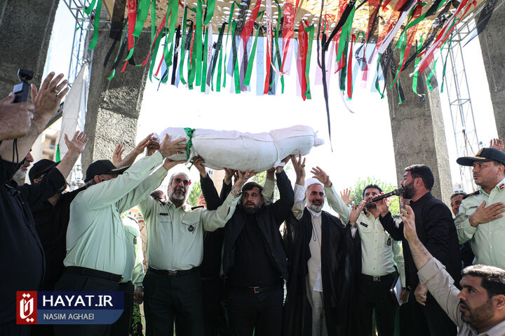 تشییع پیکر شهید گمنام
