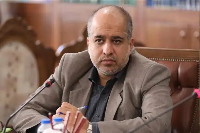 با اجرای قانون ساماندهی اجارهبها التهاب بازار مسکن کاهش پیدا میکند با اجرای قانون ساماندهی اجارهبها التهاب بازار مسکن کاهش پیدا میکند
