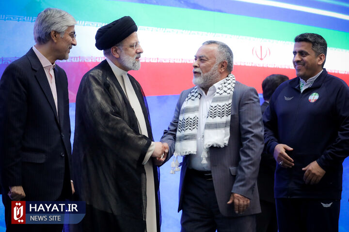 آیین تجلیل از قهرمانان و مدال آوران