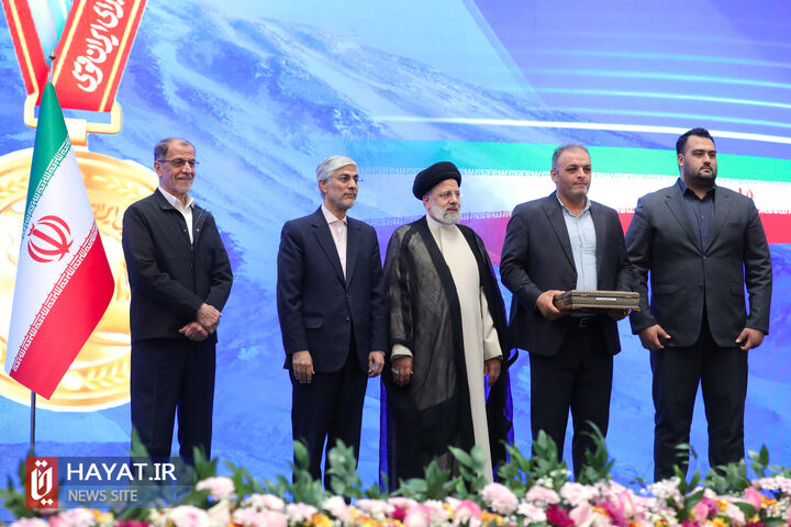 آیین تجلیل از قهرمانان و مدال آوران