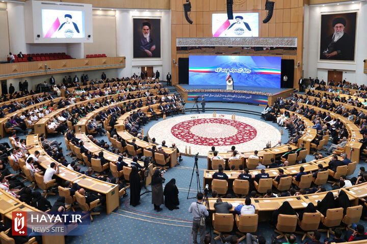 آیین تجلیل از قهرمانان و مدال آوران